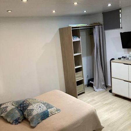 Agreable Logement, Bien Situe Schoelcher Esterno foto
