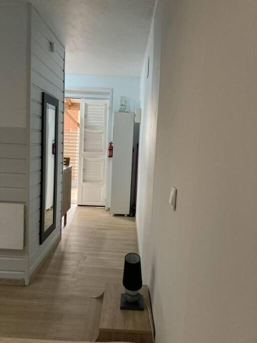 Agreable Logement, Bien Situe Schoelcher Esterno foto